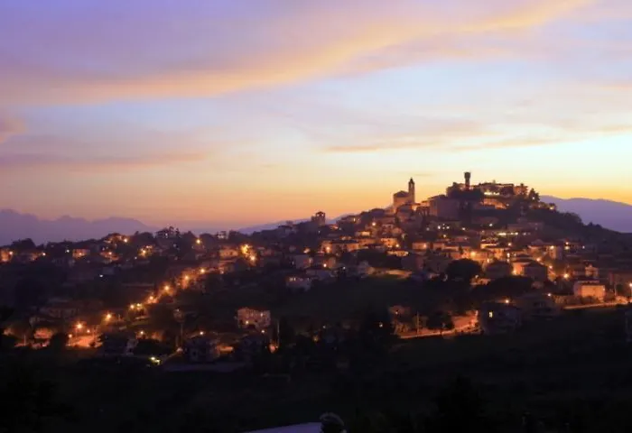 Mare Adriatico - La Casa Di Adina Апартаменты *